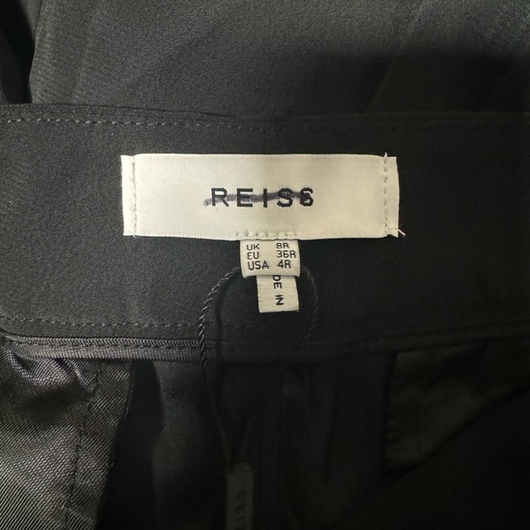 NWOT! Reiss DYLAN
FLARED HIGH RISE TROUSERS - Picture 6 of 6